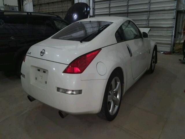 JN1AZ34E66M353381 - 2006 NISSAN 350Z COUPE WHITE photo 4