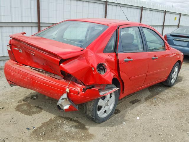 1FAHP34N17W342513 - 2007 FORD FOCUS ZX4 RED photo 4