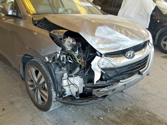 KM8JU3AGXFU043120 - 2015 HYUNDAI TUCSON LIM GRAY photo 9