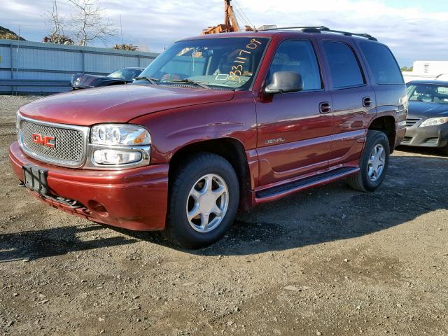 1GKEK63U32J176804 - 2002 GMC DENALI MAROON photo 2