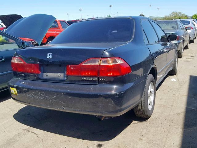 1HGCF8641WA105526 - 1998 HONDA ACCORD DX BLACK photo 4