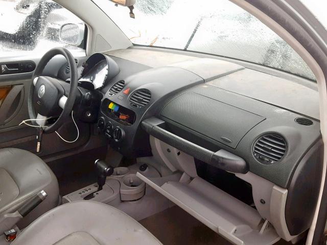 3VWBK31C35M402528 - 2005 VOLKSWAGEN NEW BEETLE Silber Foto 9