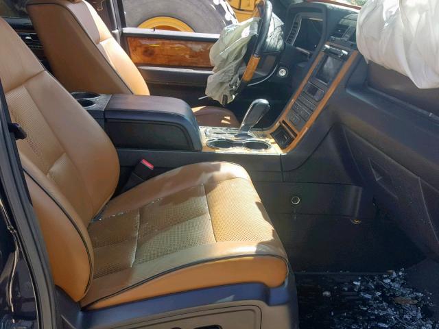 5LMJJ3J51BEJ00166 - 2011 LINCOLN NAVIGATOR 黑色 照片 5