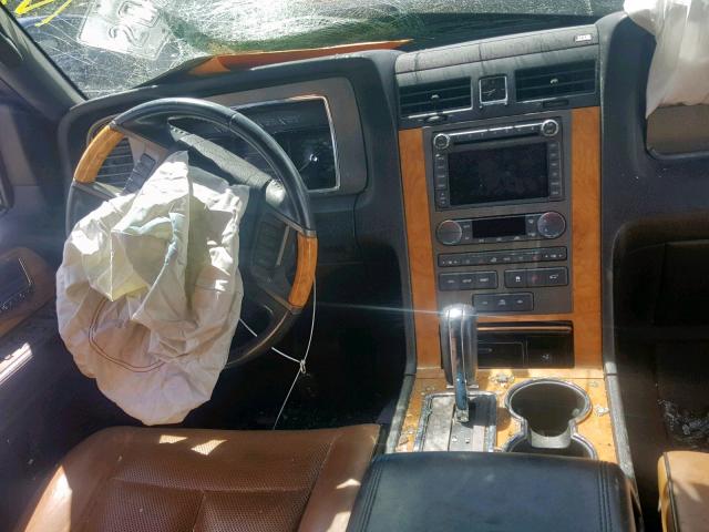 5LMJJ3J51BEJ00166 - 2011 LINCOLN NAVIGATOR 黑色 照片 9