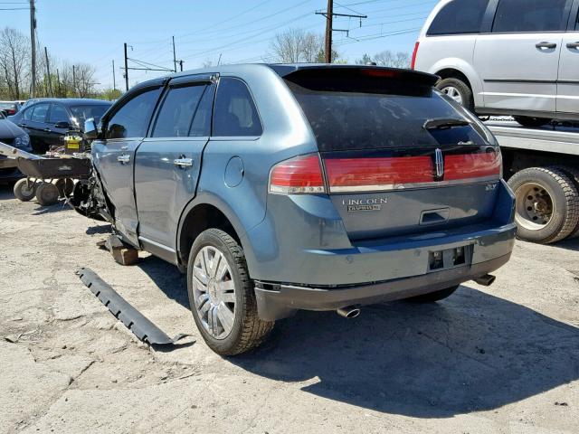 2LMDJ6JC3ABJ27528 - 2010 LINCOLN MKX BLUE photo 3