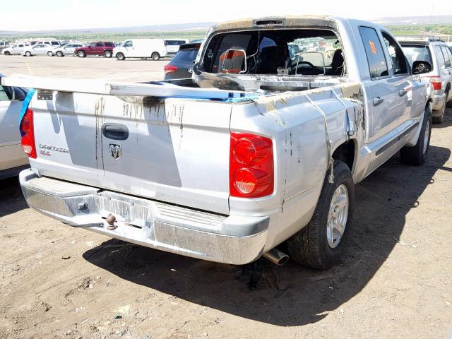 1D7HW48K86S536549 - 2006 DODGE DAKOTA QUA GRAY photo 4