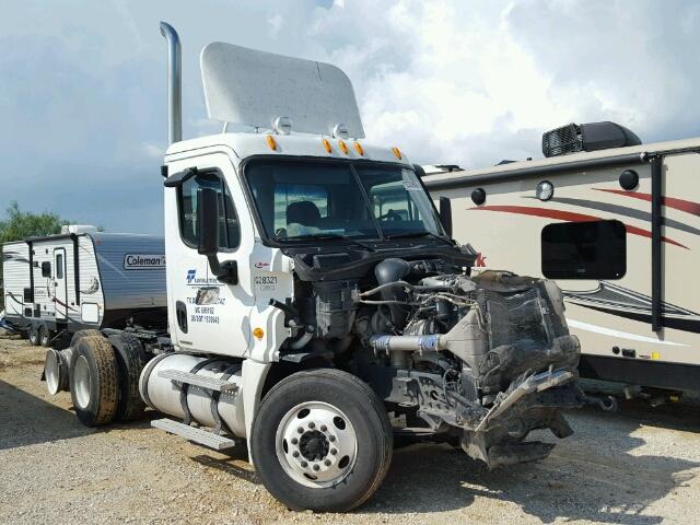 1FUJGECK8BSAV9892 - 2011 FREIGHTLINER CASCADIA 1 WHITE photo 1