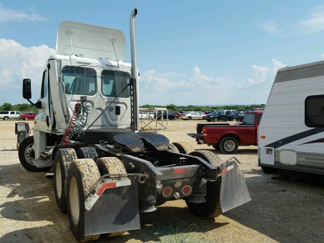 1FUJGECK8BSAV9892 - 2011 FREIGHTLINER CASCADIA 1 WHITE photo 3