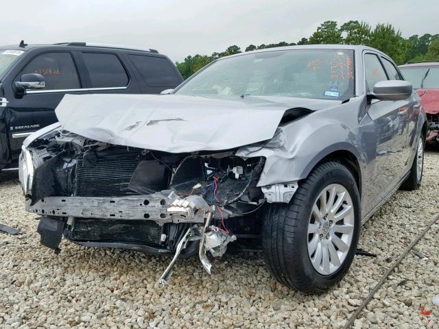 2C3CCAAG3EH378472 - 2014 CHRYSLER 300 SILVER photo 2