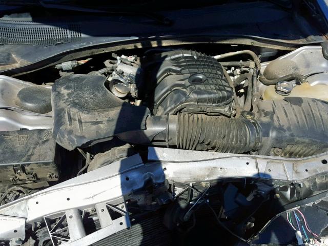 2C3CCAAG3EH378472 - 2014 CHRYSLER 300 SILVER photo 7