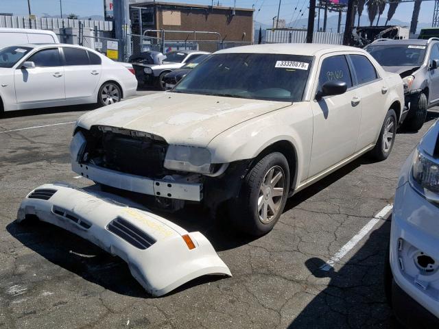 2C3KA43R97H846175 - 2007 CHRYSLER 300 WHITE photo 2