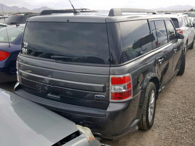 2FMGK5B80JBA08720 - 2018 FORD FLEX SE GRAY photo 4