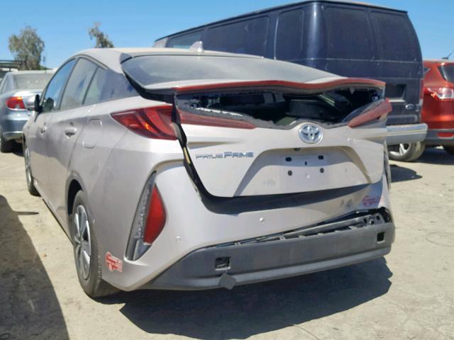 JTDKARFP7H3040262 - 2017 TOYOTA PRIUS PRIM 银色 照片 3