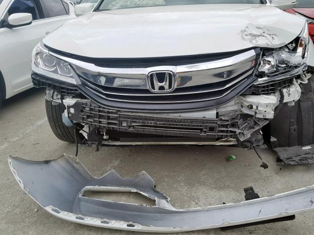 1HGCR2F82HA086379 - 2017 HONDA ACCORD EXL WHITE photo 9