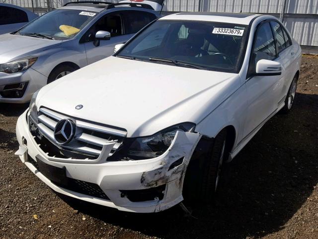 WDDGF4HB2DR268632 - 2013 MERCEDES-BENZ C 250 WHITE photo 2