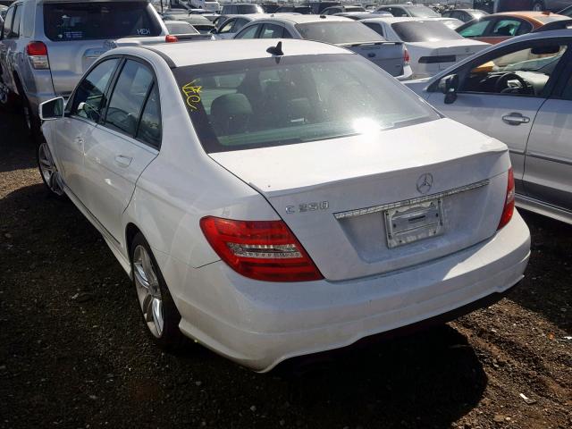 WDDGF4HB2DR268632 - 2013 MERCEDES-BENZ C 250 WHITE photo 3