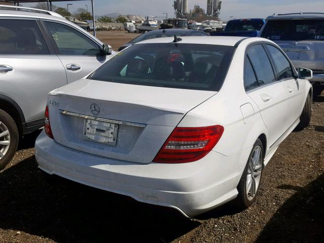 WDDGF4HB2DR268632 - 2013 MERCEDES-BENZ C 250 WHITE photo 4