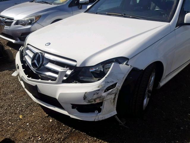 WDDGF4HB2DR268632 - 2013 MERCEDES-BENZ C 250 WHITE photo 9