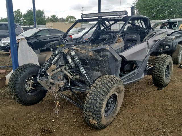 3JBVXAW2XJK000178 - 2018 CAN-AM MAVERICK X GRAY photo 2