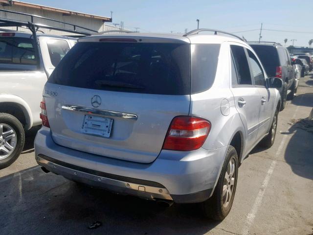 4JGBB86EX6A079275 - 2006 MERCEDES-BENZ ML 350 SILVER photo 4