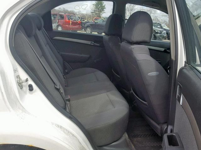 KL1TD56E99B337597 - 2009 CHEVROLET AVEO LS WHITE photo 6