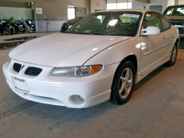 1G2WP12K92F109717 - 2002 PONTIAC GRAND PRIX WHITE photo 2