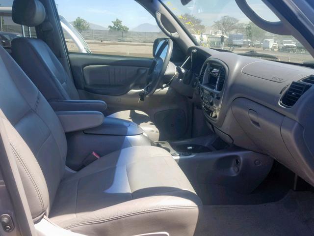 5TDZT38A02S085659 - 2002 TOYOTA SEQUOIA LI GRAY photo 5