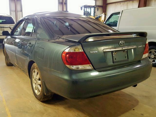 4T1BE32K25U020076 - 2005 TOYOTA CAMRY LE GREEN photo 3