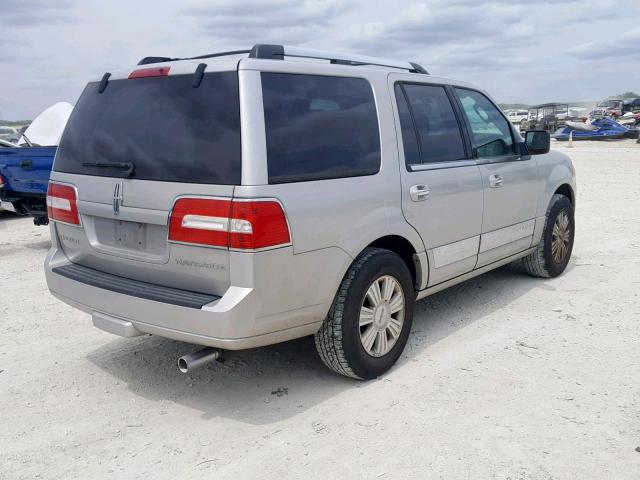 5LMFU27537LJ08576 - 2007 LINCOLN NAVIGATOR 银色 照片 4