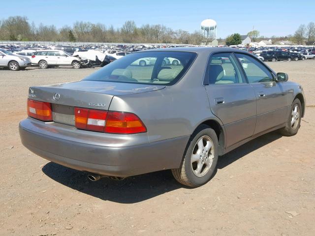 JT8BF28G5W0131761 - 1998 LEXUS ES 300 BEIGE photo 4