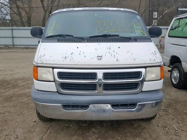 2B6HB11Y0YK116174 - 2000 DODGE RAM VAN B1 WHITE photo 9