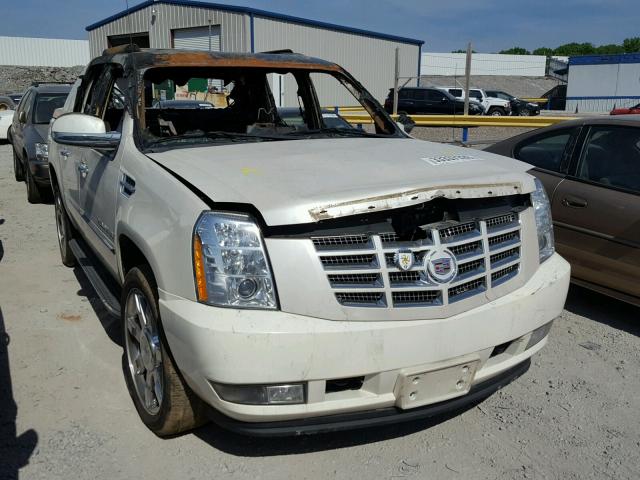 3GYT4MEF2BG203664 - 2011 CADILLAC ESCALADE E WHITE photo 1