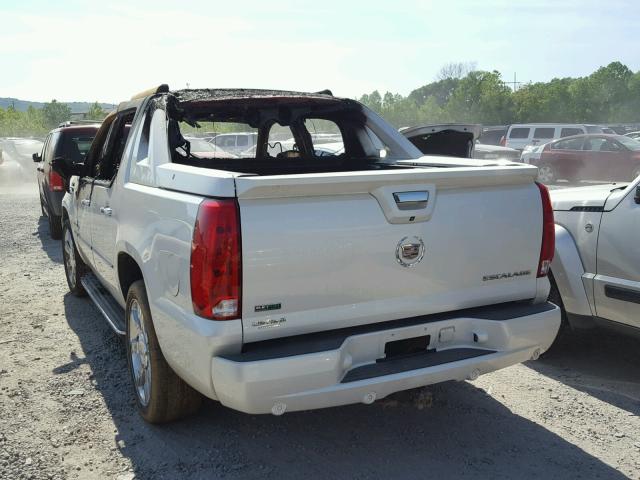 3GYT4MEF2BG203664 - 2011 CADILLAC ESCALADE E WHITE photo 3