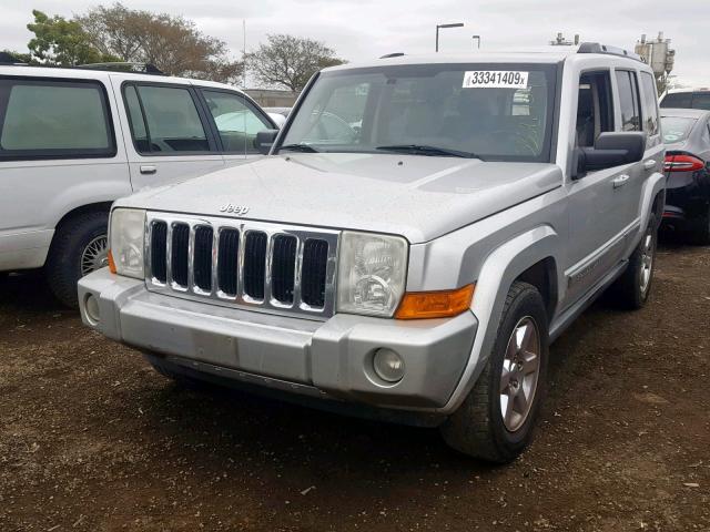 1J8HH58N97C580861 - 2007 JEEP COMMANDER SILVER photo 2