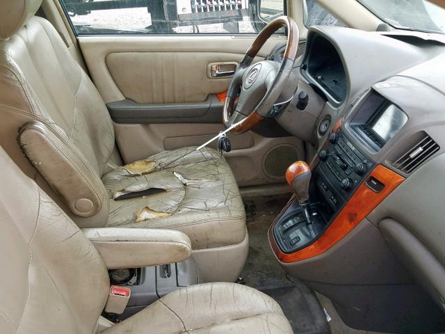 JTJHF10U920265106 - 2002 LEXUS RX 300 BEIGE photo 5