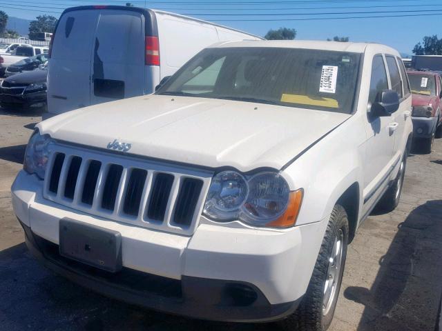 1J8GS48KX8C158161 - 2008 JEEP GRAND CHER WHITE photo 2