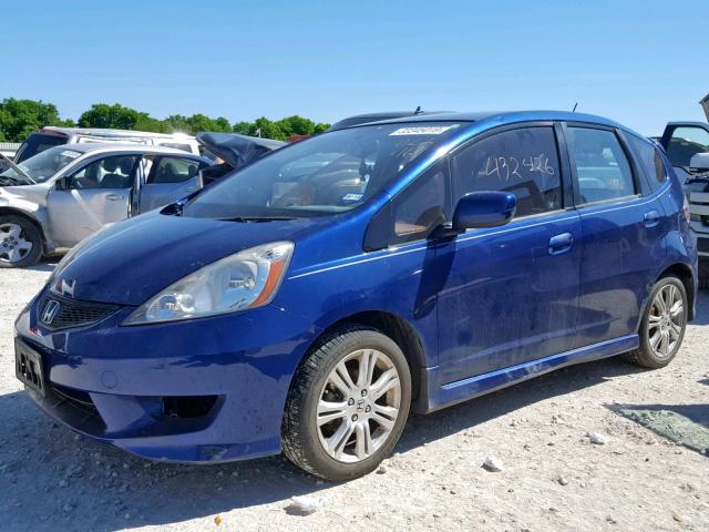 JHMGE8H46AC022461 - 2010 HONDA FIT SPORT BLUE photo 2