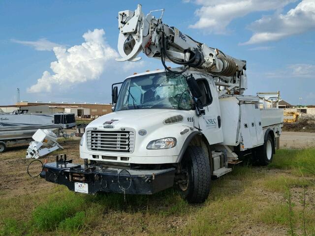 1FVACXCY7FHGM4246 - 2015 FREIGHTLINER M2 106 MED WHITE photo 2