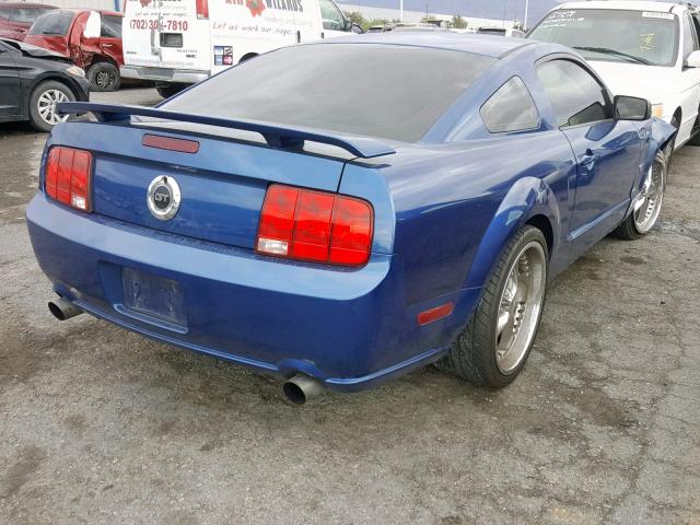 1ZVFT82H065228625 - 2006 FORD MUSTANG GT BLUE photo 4