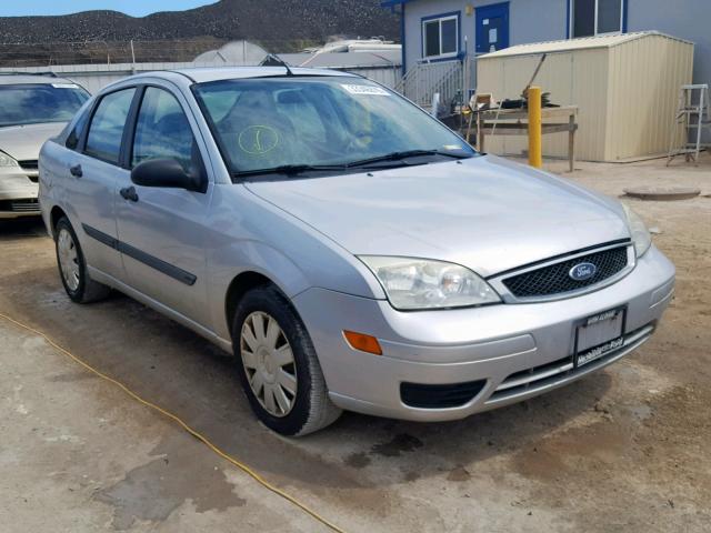 1FAFP34N36W108489 - 2006 FORD FOCUS ZX4 GRAY photo 1