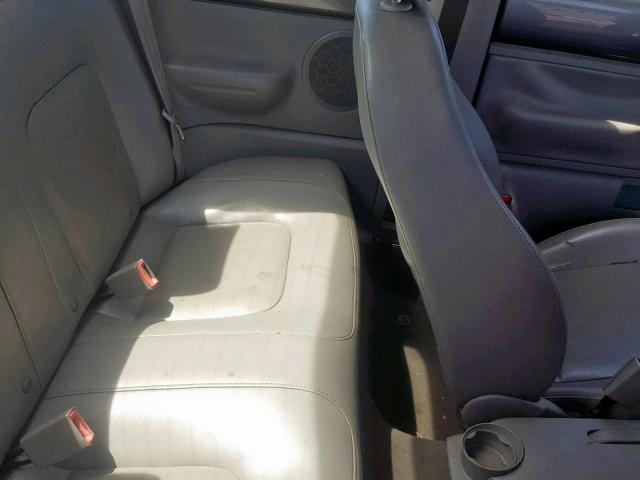 3VWBK31C65M401941 - 2005 VOLKSWAGEN NEW BEETLE ნაცრისფერი ფოტო 6