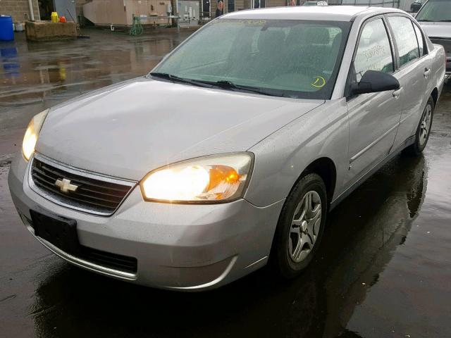 1G1ZS57F87F267962 - 2007 CHEVROLET MALIBU LS SILVER photo 2