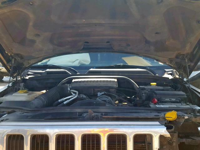 1J8HG48K58C212889 - 2008 JEEP COMMANDER BLACK photo 7