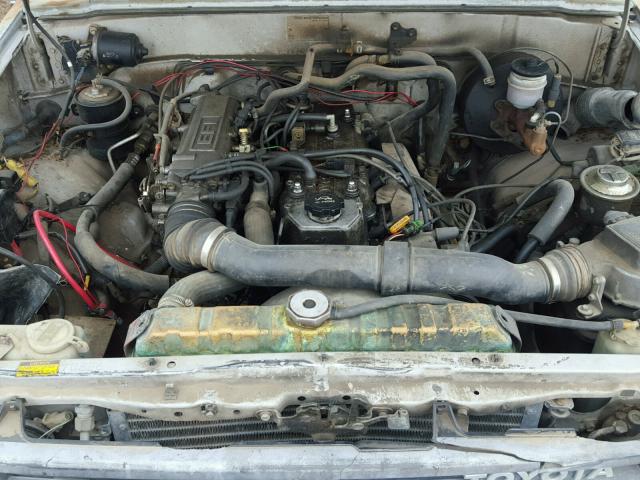 JT4RN64PXH5062832 - 1987 TOYOTA PICKUP RN6 SILVER photo 7