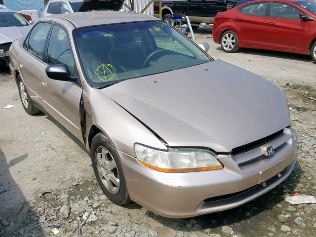 1HGCG5679YA110045 - 2000 HONDA ACCORD GOLD photo 1