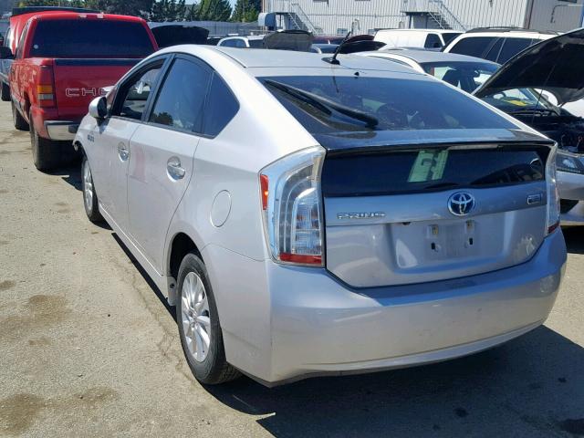 JTDKN3DPXE3062255 - 2014 TOYOTA PRIUS PLUG SILVER photo 3