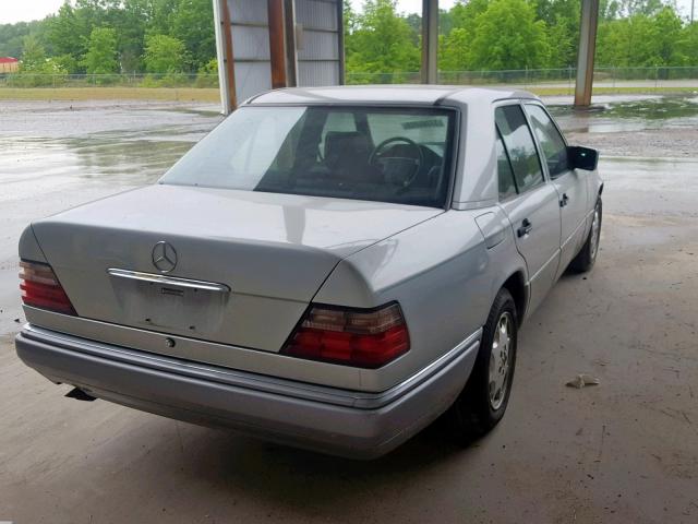 WDBEA32E6RC135412 - 1994 MERCEDES-BENZ E 320 SILVER photo 4