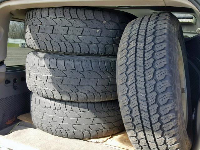 1J8HG48N46C333453 - 2006 JEEP COMMANDER BLACK photo 9