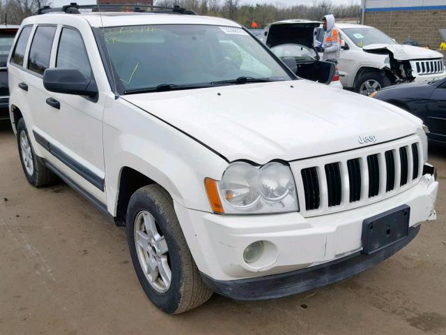 1J4HR48N65C630668 - 2005 JEEP GRAND CHER WHITE photo 1