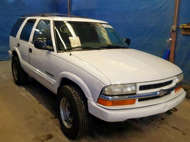 1GNDT13WX2K115542 - 2002 CHEVROLET BLAZER WHITE photo 1